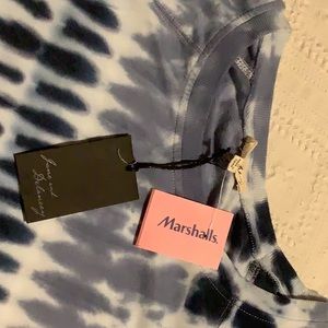 Jane and Delancey Blue tie die t-shirt sz medium